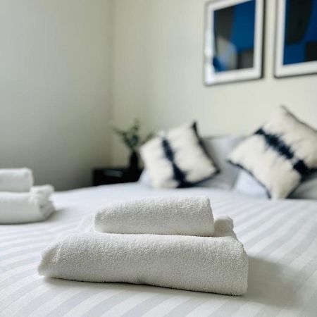 Fabulous One Bedroom Apartment Near Old Trafford Stadium Манчестър Екстериор снимка